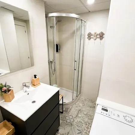 Nuevo Bonito Atico Centro Tradicional En Mercado * Alicante