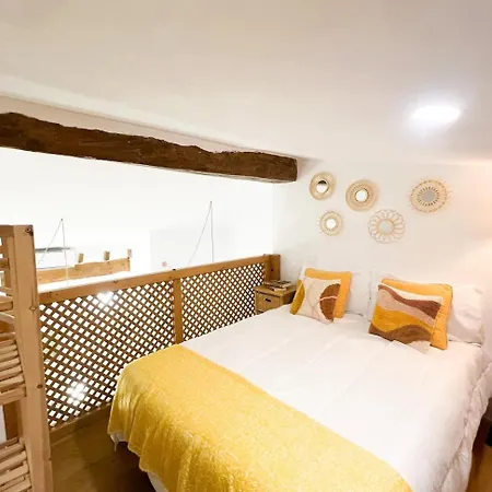 Nuevo Bonito Atico Centro Tradicional En Mercado Daire *