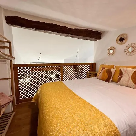 Nuevo Bonito Atico Centro Tradicional En Mercado Daire